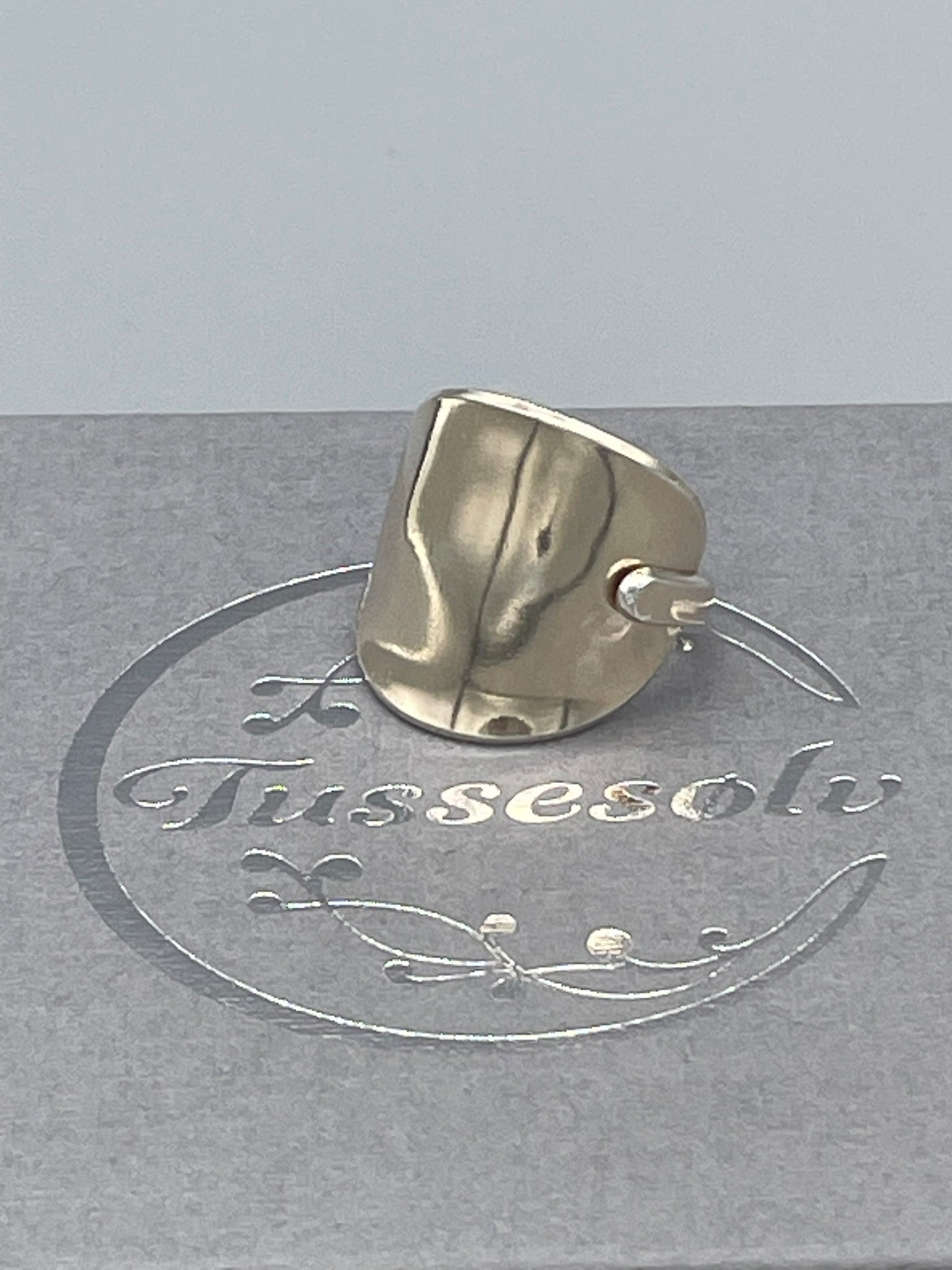 Ring av skjeskål, gull forgyllet