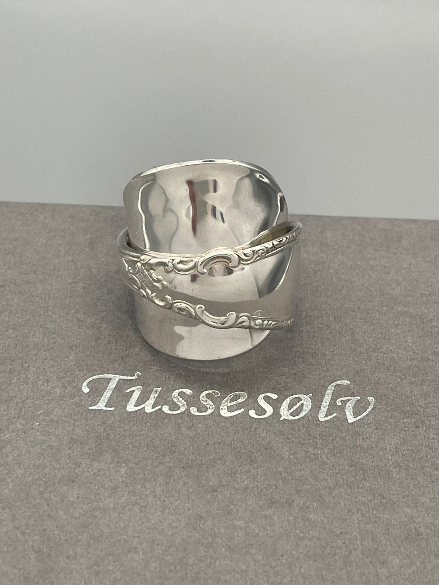 Edel, Statement Ring